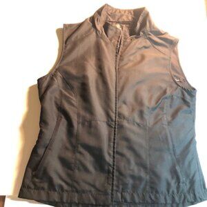 SCOTTeVEST Best Travel Vest for Women Black / Featherweight Theft Proof / Medium